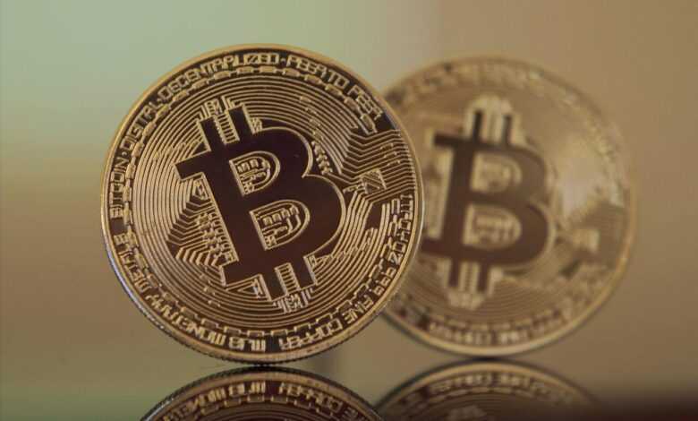 bitcoin, cryptocurrency, btc, currency, future, money, payment, krypto, finance, coin, two, business, gold, fortune, property, cryptocurrencies, speculation, investment, blockchain, bitcoin, bitcoin, bitcoin, bitcoin, bitcoin, cryptocurrency, krypto